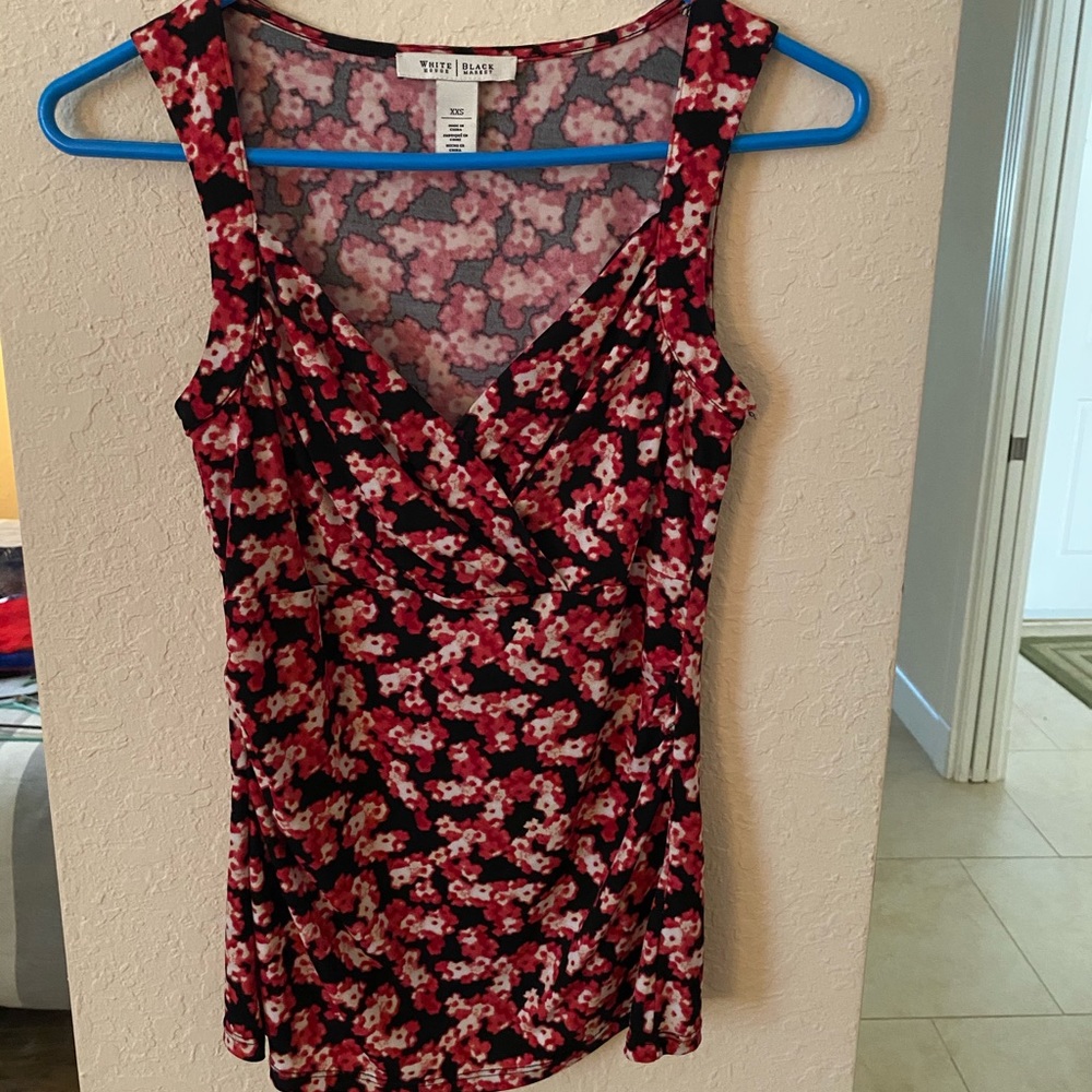XXS White House Black Market Top